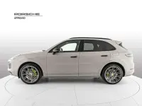 Usata Porsche Cayenne 462 CV (339 kW) 2020 Gesso SUV
