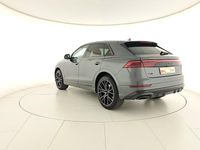 Usata Audi Q8 S-Line 286 CV (210 kW) 2024 Grigio daytona perlato SUV