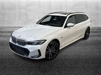 Usata BMW 330e M Sport 292 CV (214 kW) 2022 Bianco Station wagon