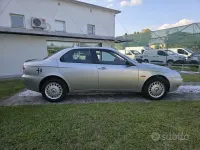Usata Alfa Romeo 156 155 CV (114 kW) 1999 Argento Berlina