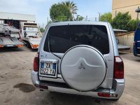 Usata Mitsubishi Pajero 160 CV (117 kW) 2004 Grigio SUV