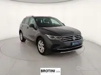 Usata VW Tiguan Elegance 150 CV (110 kW) 2023 Grigio SUV