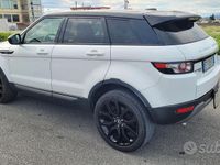 Usata Land Rover Range Rover evoque 150 CV (110 kW) 2015 Bianco Berlina