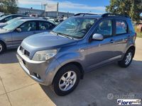 usata Daihatsu Terios -- 1.5i 16V 4WD SX O/F