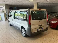 Usata Renault Trafic 114 CV (83 kW) 2008 Grigio Monovolume