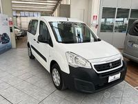 Usata Peugeot Partner Tepee Access 75 CV (55 kW) 2018 Bianco Monovolume