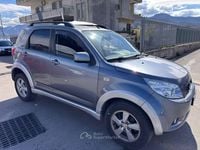 Usata Daihatsu Terios 105 CV (77 kW) 2007 Gray SUV