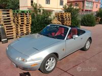 Usata Mazda MX5 116 CV (85 kW) 1991 Argento Cabrio