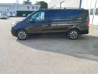 Usata Mercedes Vito 190 CV (139 kW) 2023 Nero ossidania Furgone