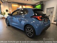 Usata Toyota Yaris Hybrid Trend 115 CV (84 kW) 2022 Blu Berlina