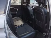 Usata Chevrolet Captiva 150 CV (110 kW) 2008 Grigio SUV