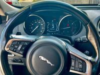 Usata Jaguar XE 180 CV (132 kW) 2018 Bianco Berlina