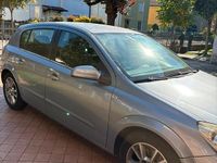 Usata Opel Astra 90 CV (66 kW) 2008 Grigio Berlina