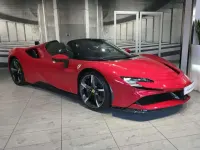Nuova Ferrari SF90 797 CV (586 kW) 2025 Colore rosso corsa ds 322 Cabrio