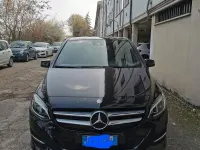 Usata Mercedes B200 156 CV (114 kW) 2015 Nero Utilitaria