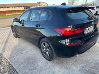 Usata BMW 118 Advantage 140 CV (102 kW) 2023 Nero Utilitaria