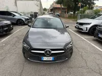 Usata Mercedes A180 116 CV (85 kW) 2019 Grigio Berlina