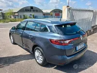 Usata Renault Mégane GrandTour 95 CV (69 kW) 2020 Blu Station wagon