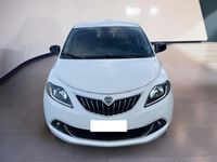 Usata Lancia Ypsilon Gold 70 CV (51 kW) 2022 Bianco Utilitaria
