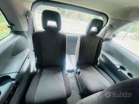 Usata Mazda MPV 136 CV (100 kW) 2003 Blu Monovolume