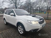 Usata Subaru Forester 147 CV (108 kW) 2010 Bianco SUV