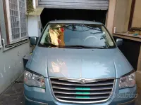 Usata Chrysler Grand Voyager 163 CV (119 kW) 2010 Bluazzurro Monovolume