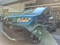 Nuova Fiat Doblò 100 CV (73 kW) 2026 Blu Monovolume