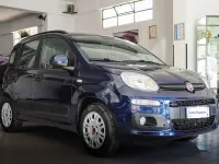 Usata Fiat Panda Lounge 69 CV (50 kW) 2017 Blu met. Utilitaria