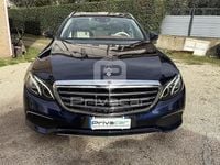 Usata Mercedes E220 Premium Plus 194 CV (142 kW) 2017 Blu Station wagon