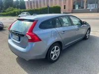 Usata Volvo V60 Business Edition 120 CV (88 kW) 2017 Grigio Station wagon
