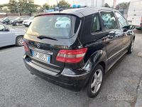 Usata Mercedes B180 109 CV (80 kW) 2007 Nero Monovolume