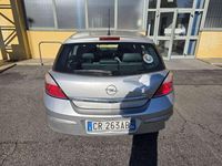 Usata Opel Astra Club 80 CV (58 kW) 2004 Grigio Berlina