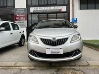 Usata Lancia Ypsilon Silver 69 CV (50 kW) 2021 Grigio Utilitaria