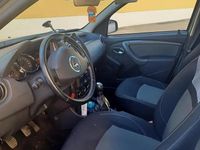 Usata Dacia Duster 110 CV (80 kW) 2016 Grigio SUV