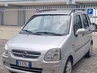 Usata Opel Agila 75 CV (55 kW) 2002 Argento Monovolume