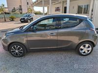 Usata Lancia Ypsilon Silver 69 CV (50 kW) 2013 Grigio Utilitaria