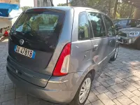 Usata Lancia Musa 77 CV (56 kW) 2009 Grigio Monovolume