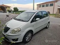 Usata Lancia Musa 77 CV (56 kW) 2009 Bianco Monovolume