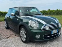 Usata Mini Cooper 112 CV (82 kW) 2013 Nero Utilitaria