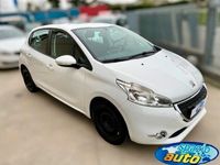 usata Peugeot 208 1.4 HDi 68 CV 5 porte Allure