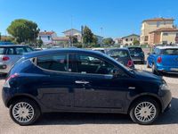Usata Lancia Ypsilon Silver 69 CV (50 kW) 2016 Blu Utilitaria