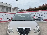 Usado Lancia Ypsilon 75 HP (55 kW) 2007 Castanho Citadino