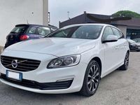 Usata Volvo V60 Summum 120 CV (88 kW) 2017 Bianco Station wagon