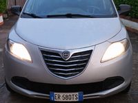 Usata Lancia Ypsilon 69 CV (50 kW) 2013 Grigio Utilitaria