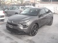 Usado Citroën C4 Feel 131 HP (96 kW) 2022 Cinzento Sedan