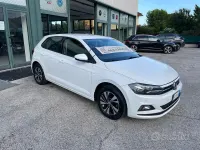 Usata VW Polo Comfortline 90 CV (66 kW) 2018 Bianco Utilitaria