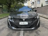 Usata Peugeot 208 GT 101 CV (74 kW) 2022 Grigio Utilitaria