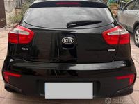 Usata Kia Rio 90 CV (66 kW) 2015 Nero Utilitaria