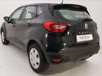 Usado Renault Captur Life 90 CV (66 kW) 2016 Negro SUV
