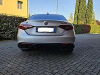 Usata Alfa Romeo Giulia Veloce 211 CV (155 kW) 2020 Argento Berlina